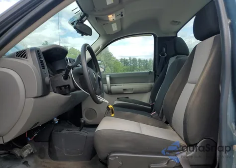 2009 Chevrolet Silverado K1500 from USA, damaged, VIN 1GCEK14C89Z213913